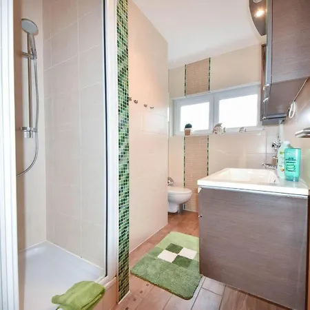 Grosse Freiheit 05 ゼーバート・ヘリングスドルフ